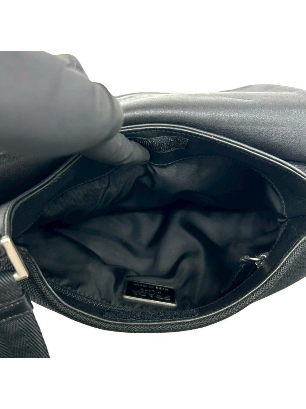 Prada Logo Leather Shoulder Bag Crossbody Pochette Black - Picture 9 of 10